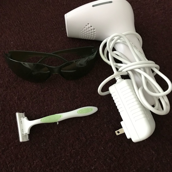 From The Comfort Of Your Own Home Laser Removal Device - Picture 3 of 7